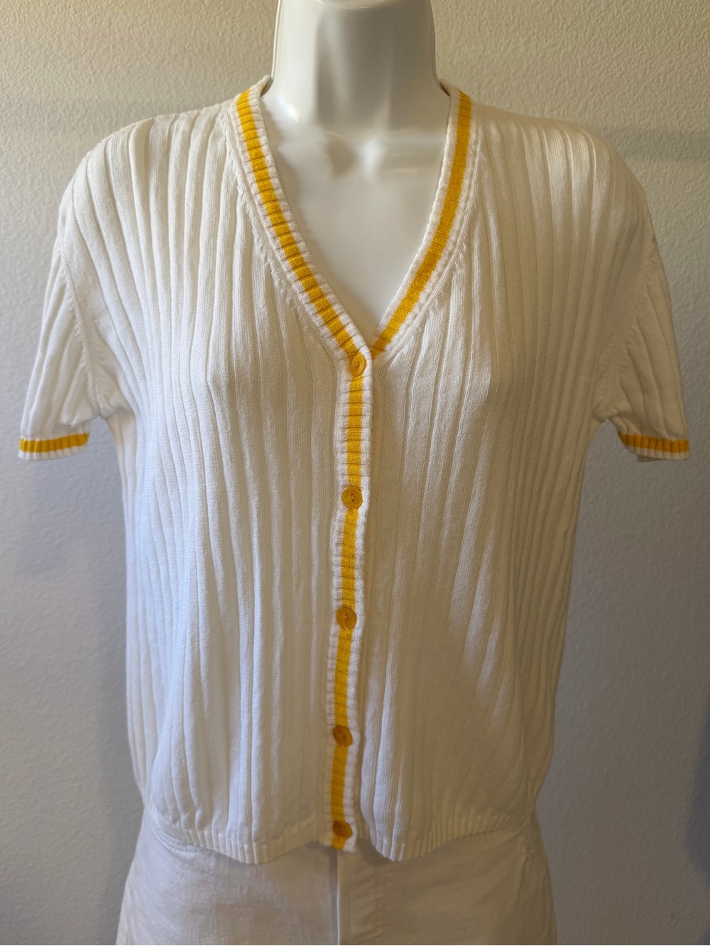 Escada Sport Ribbed Short Sleeve Cardigan Size Medium